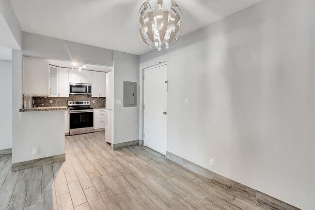 Photo - 480 NW 20th St Unit 1090