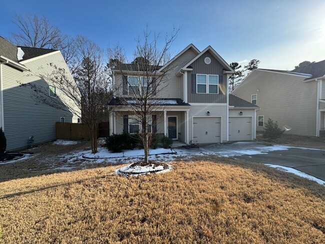 Building Photo - 115 Fortress Dr