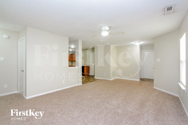 Photo - 10605 Glenayr Dr