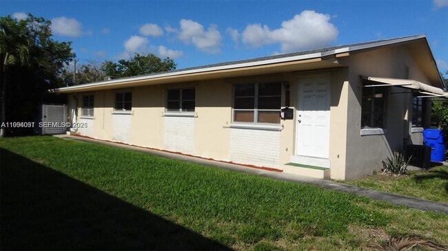 Building Photo - 2212 Johnson St Unit 2212