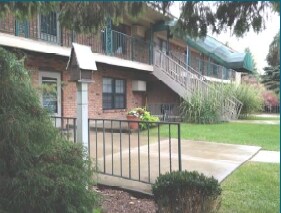 Waters Edge Apartments - Waters Edge Apartments