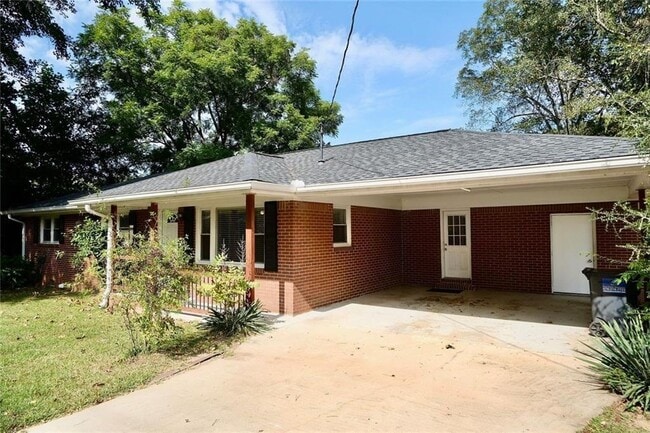 Photo - 4867 Flint Hill Rd SW