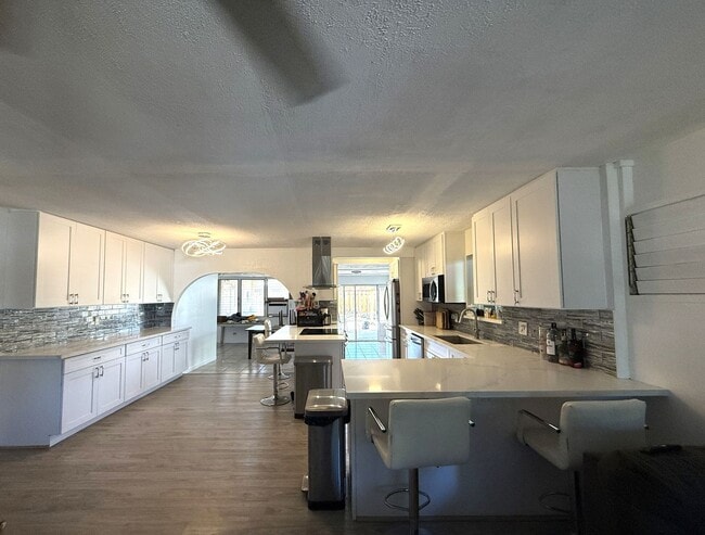 Photo - Ewa Beach- 8 bedrooms/4 baths/Carport/Spac...