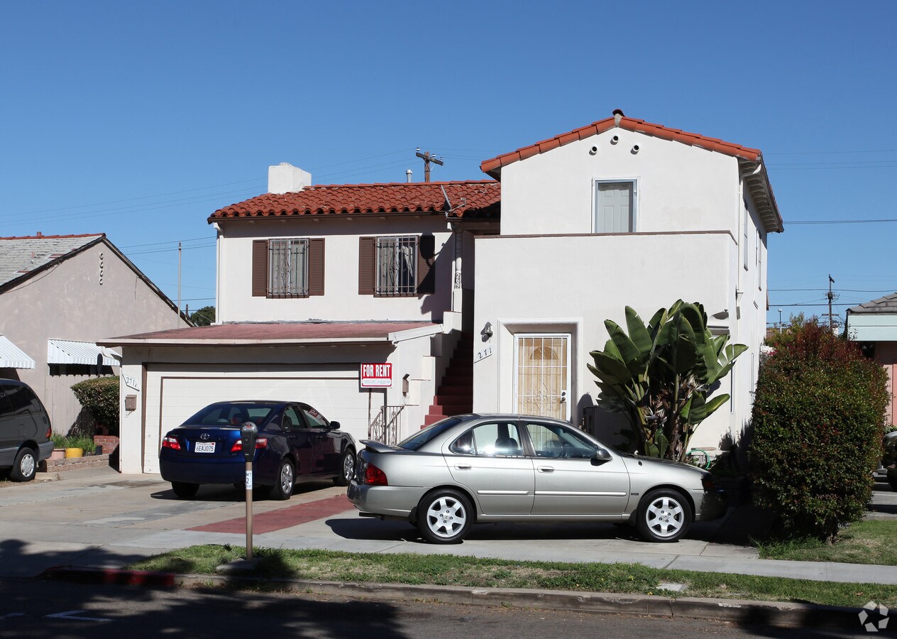 Photo - 269-271 Church Ave