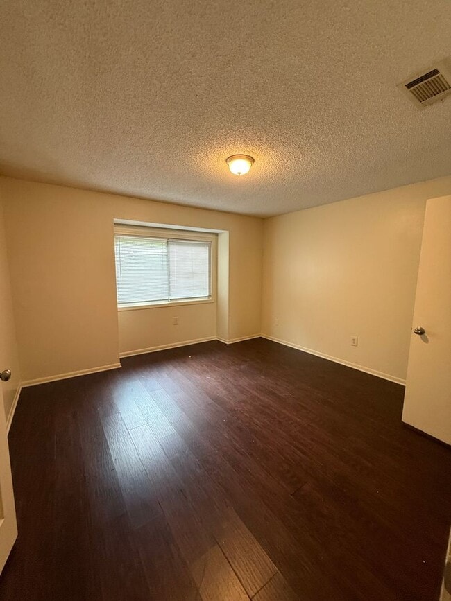 Photo - 8717 Granite Dr Unit 8717-C