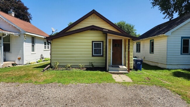 Building Photo - 1400 Pine St Unit ljta1612