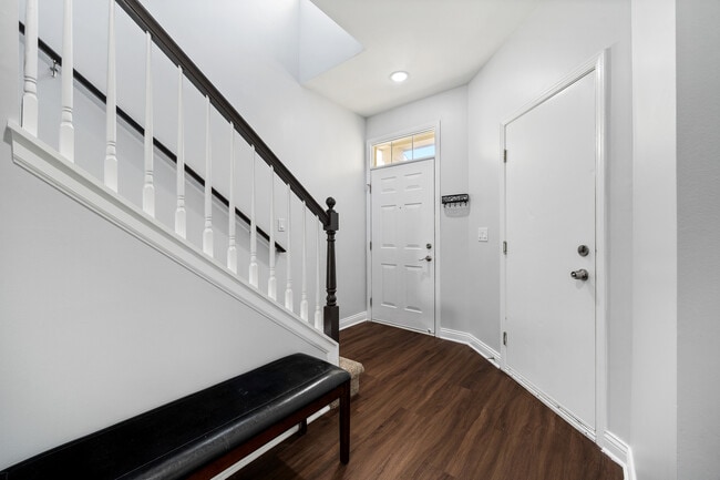 Photo - 17578 Gilbert Dr