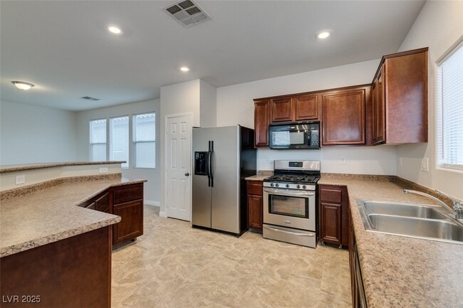 Photo - 9468 Brewing Cloud Ave