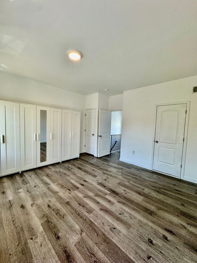 Photo - 2026 N 8th St Unit 2