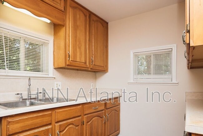 Photo - 2838 Mitchell Pl Unit A