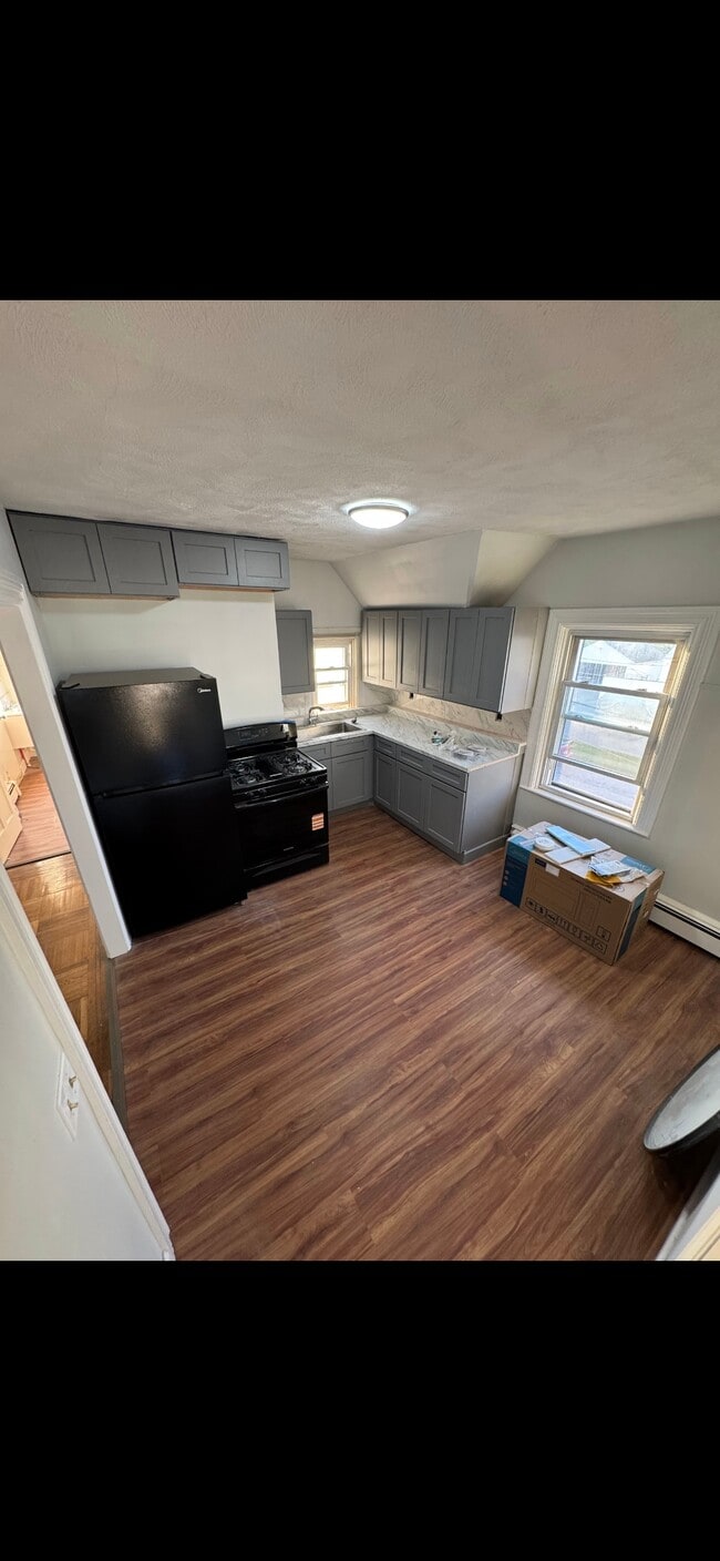 Photo - 150 Langdon St Unit 2bedroom for rent!