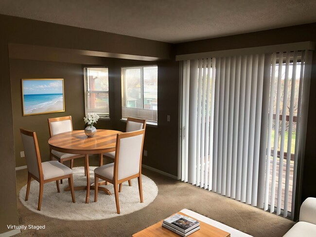 Photo - Top-floor Aurora Condominium with New Carpet Unit 1532L