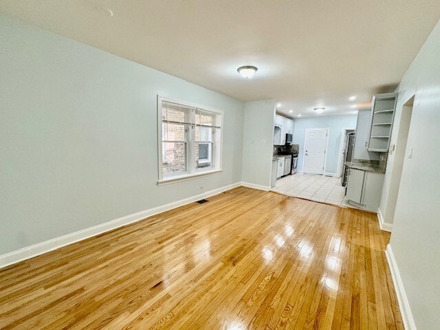 Photo - 5618 N Artesian Ave Unit 1