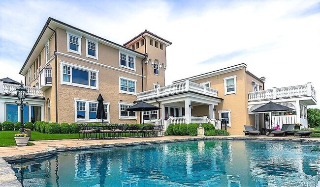 Photo - 144 Davenport Dr
