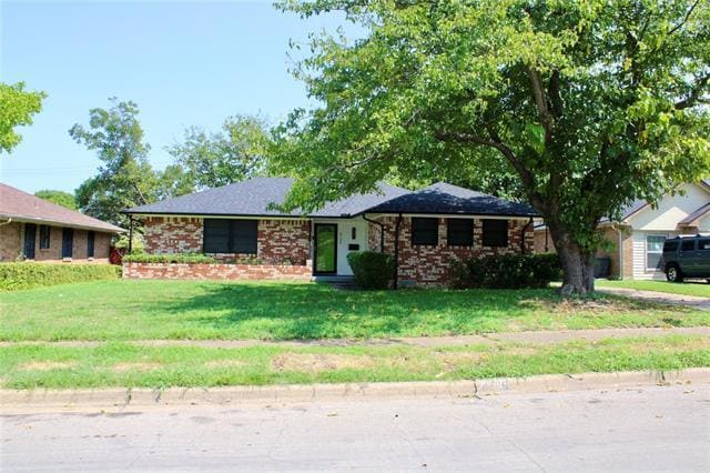 Building Photo - 4726 Jade Dr