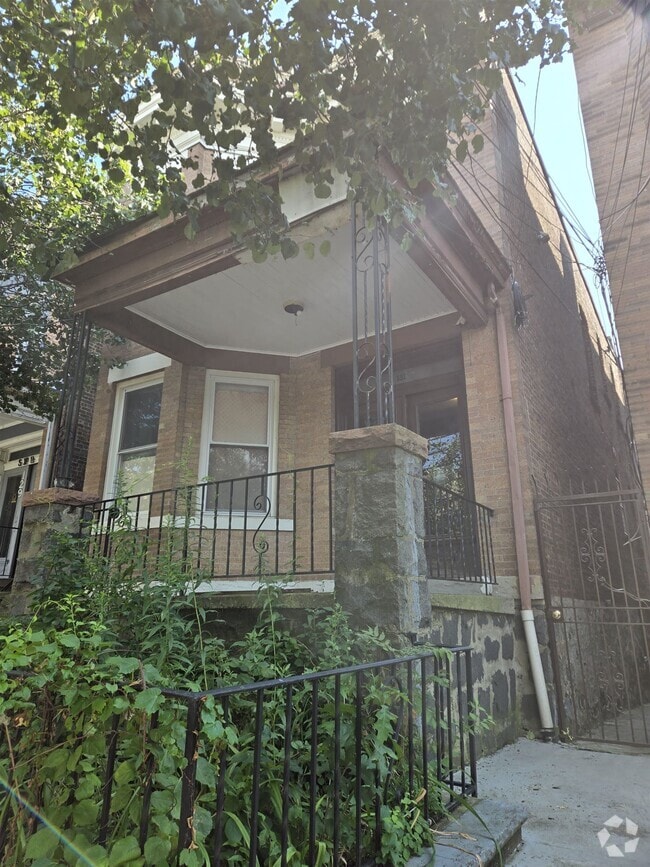 Building Photo - 131 64th St Unit #2 Rental