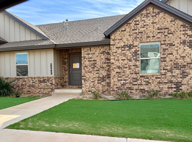 3 Bedroom In Cooper ISD! - 3 Bedroom In Cooper ISD! Casa Adosada