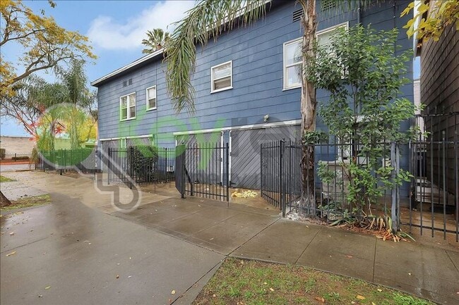 Photo - 3102 1st Ave