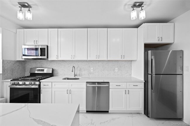 Photo - 220 Pelham Rd Unit 6P