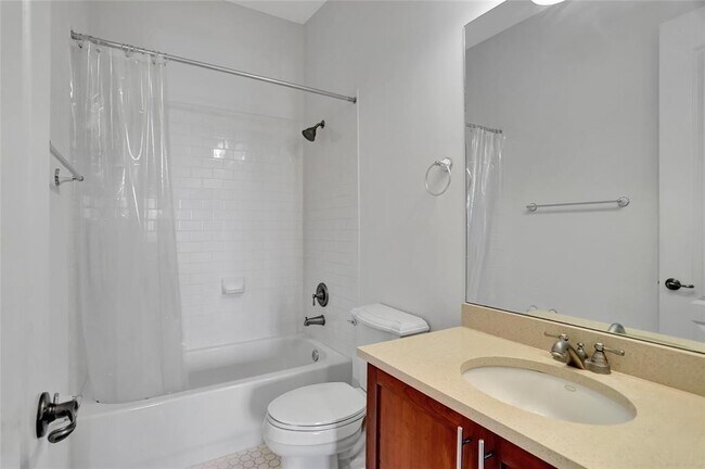 Photo - 1345 SW 4th Ct