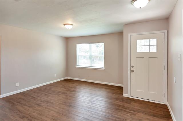 Photo - 2038 Evergreen St