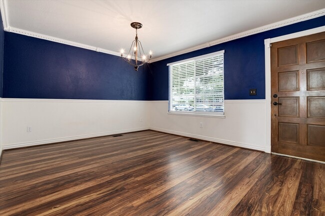 Photo - 2608 S Cimarron St