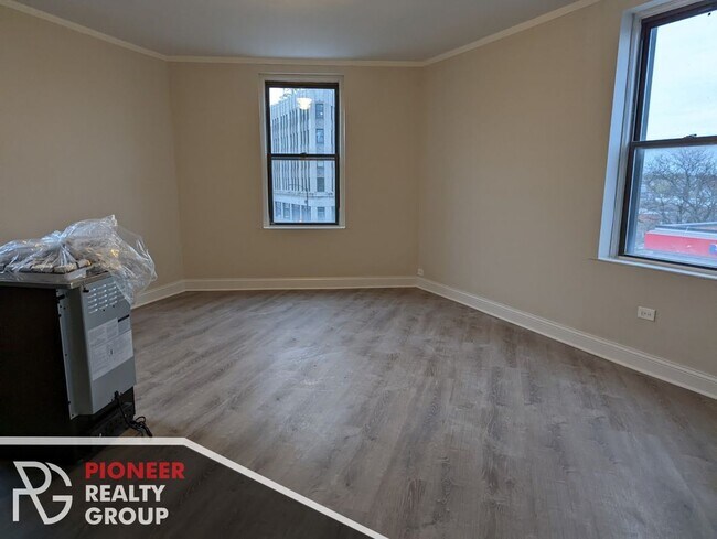 Photo - 2779 N Milwaukee Ave Unidad 101