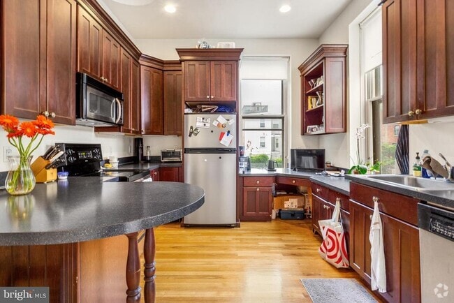 Building Photo - 1723 Wallace St Unit 103 Rental