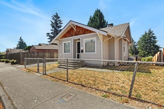 Building Photo - Smith: 1232 Unit B Rental