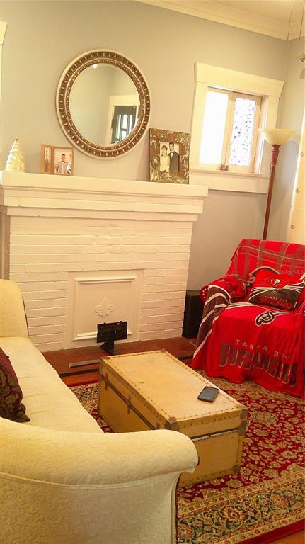 Photo - 303 E Plymouth St