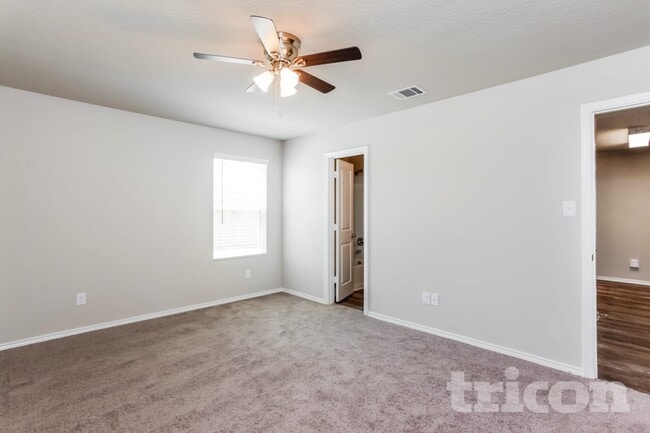 Photo - 8434 Amistad Cove