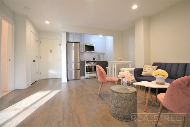 Stunning NEW 1 BED in PLG! - Stunning NEW 1 BED in PLG! Apartment Unit 2E