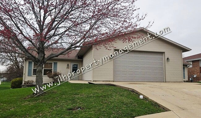 Building Photo - 1776 S Hance Dr