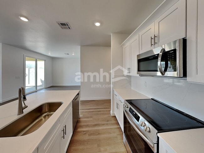 Photo - 20177 W Thomas Rd