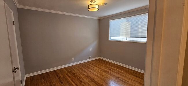 Photo - 1227 S Holt Ave