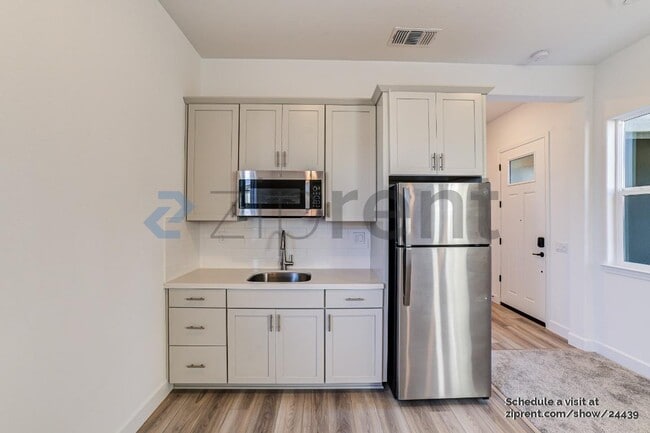 Photo - 8333 Evans Tree Dr S