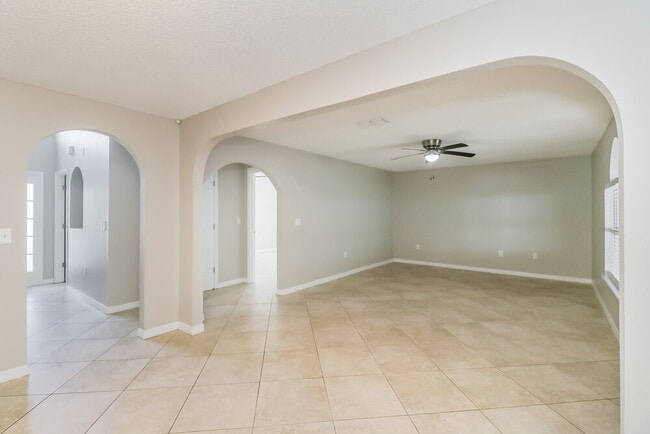 Photo - 11515 Linden Dr