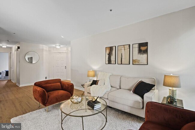 Photo - 5006 Dorsey Hall Dr Unit B-4