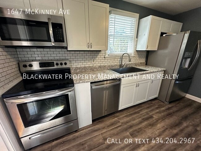 Photo - 1647 McKinney Ave