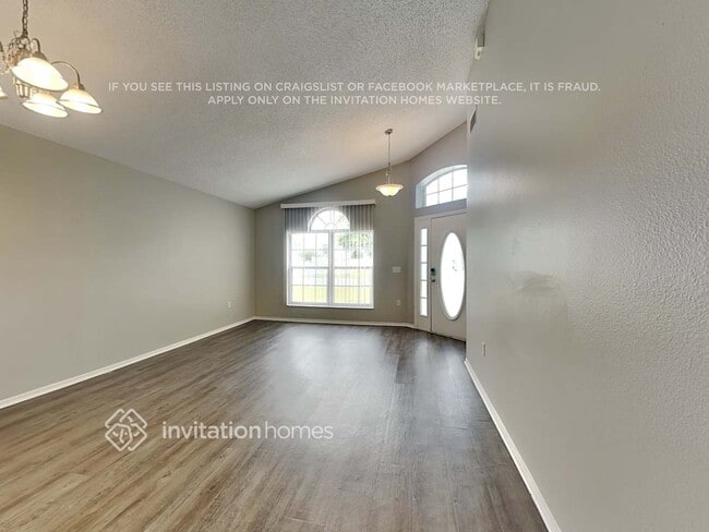 Photo - 5503 Starling Loop