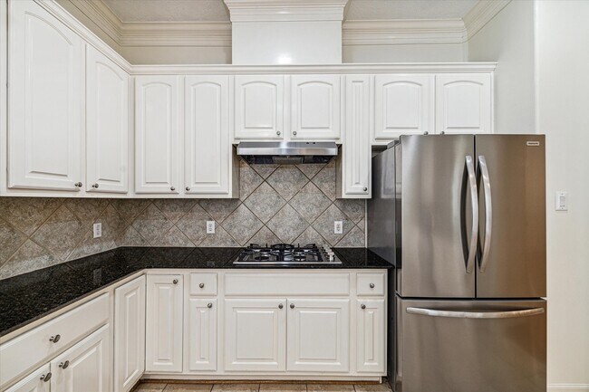 Photo - 2838 Briarhurst Park