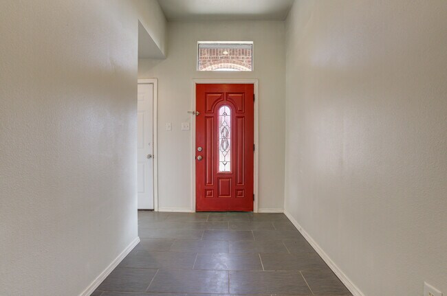 Photo - 1608 48th St