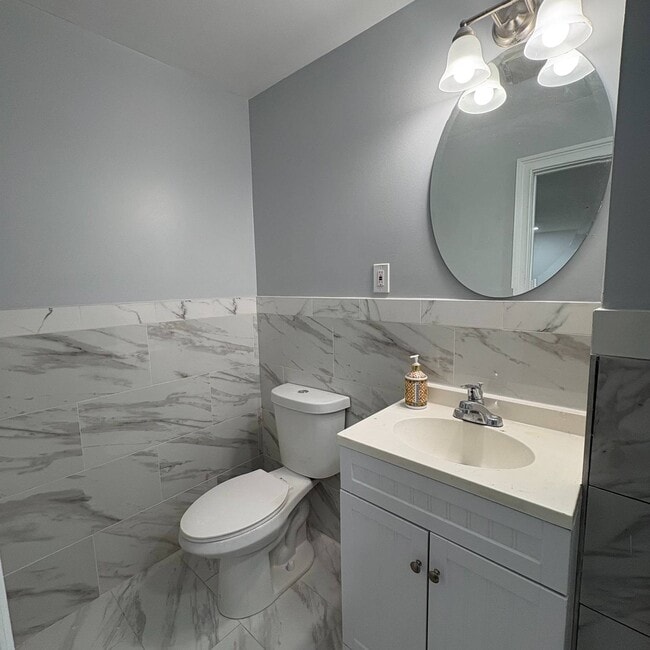 Photo - 4 Betsy Ross Ct