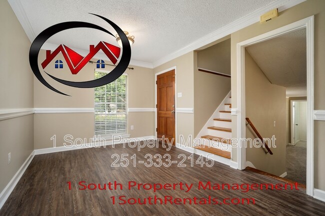 Photo - 470 Evergreen Rd