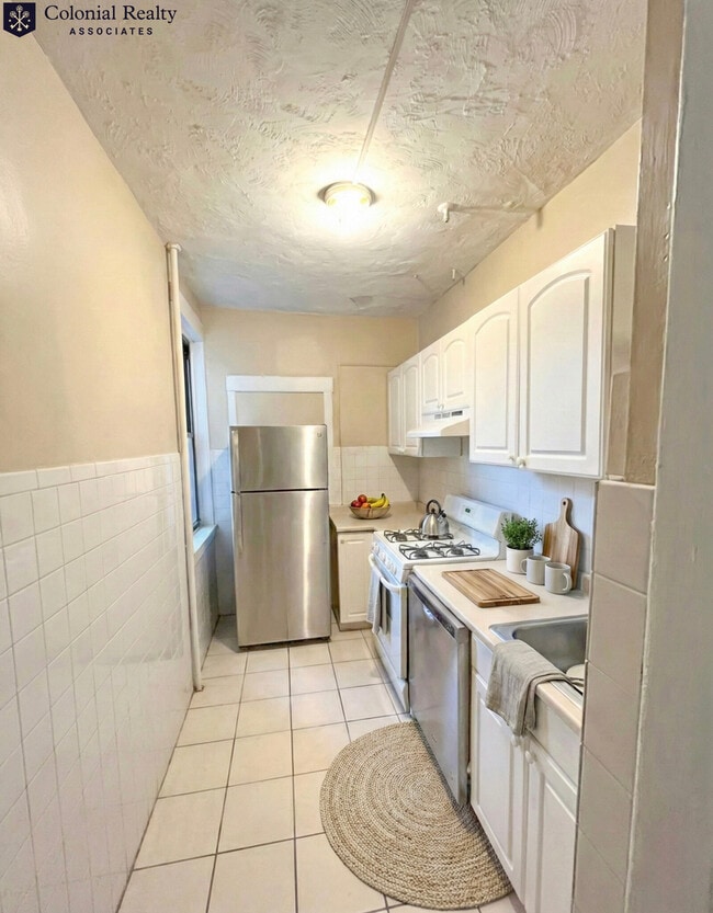 Photo - 330 St Paul St Unit 3