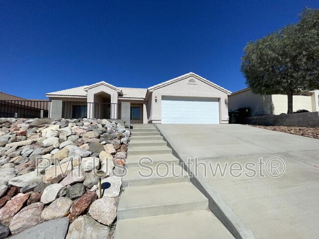 Photo - 2375 N Ridge Ave