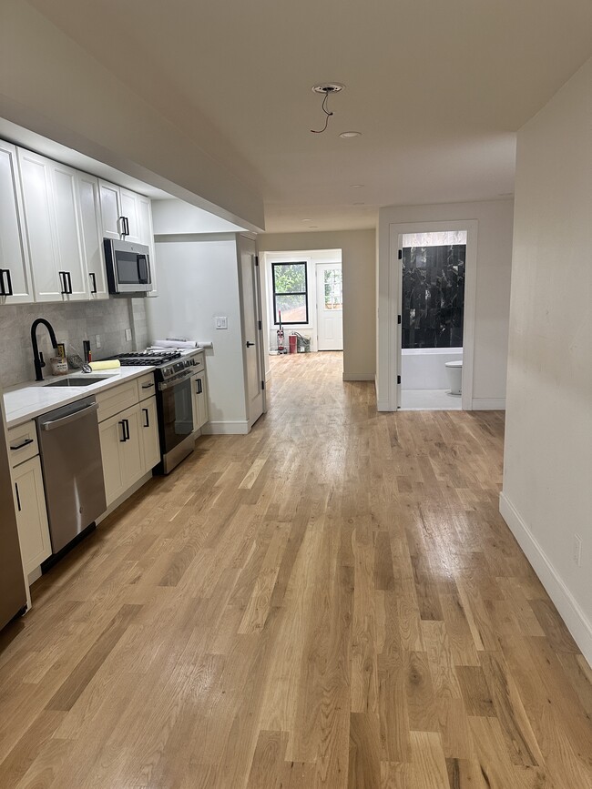 Photo - 77A Somers St
