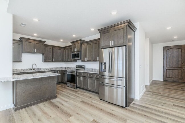 Photo - 1738 Bunker Loop Apartamento