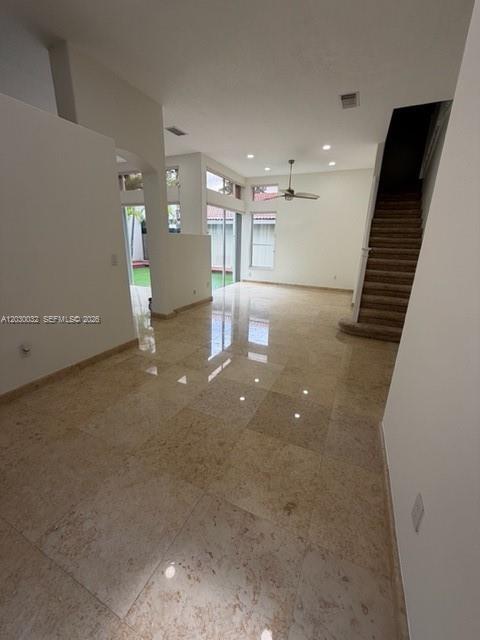 Photo - 1125 Satinleaf St