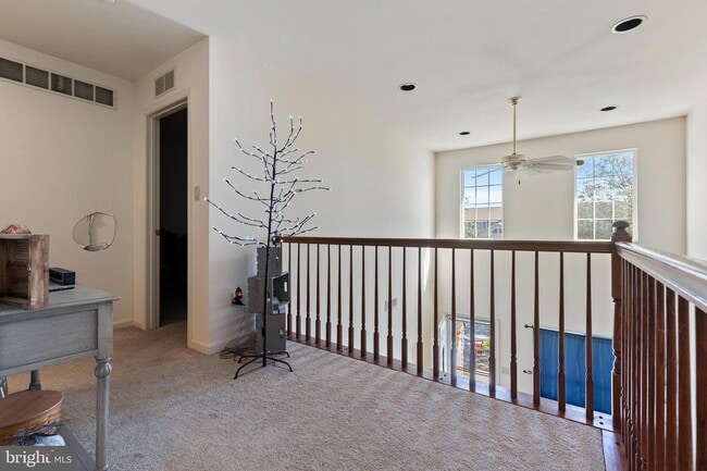 Photo - 16 Ashburg Dr